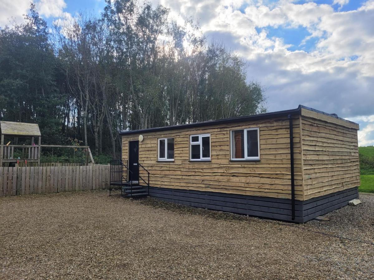 The Cabin Getaway Лъндъндери Екстериор снимка